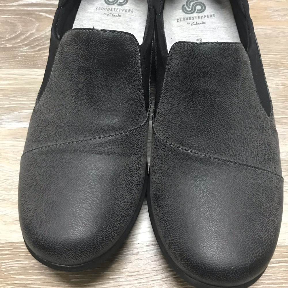 Gray Clarks Cloudstepper Sillian Paz size 9.